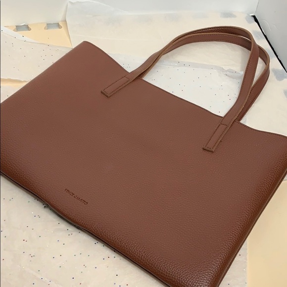 Vince Camuto vegan Leather Minimalist Tote… - Picture 8 of 8